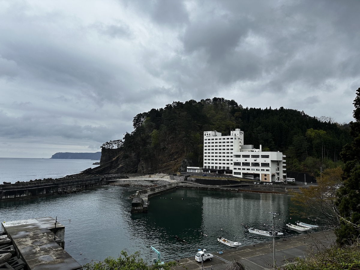 Hotel by the coast in Tanohata
