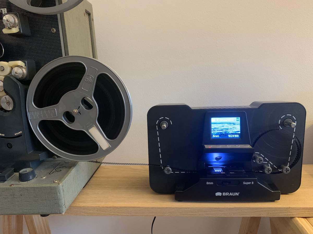 How to digitize a 8mm film collection at low cost - Vinzius — Code